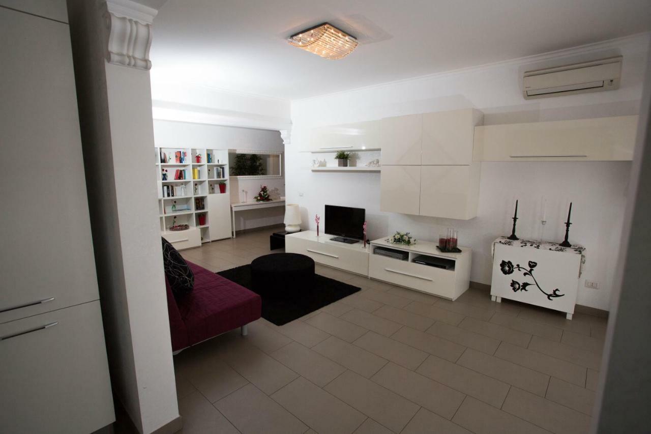 Appia Tourist Apartment Roma Exterior foto